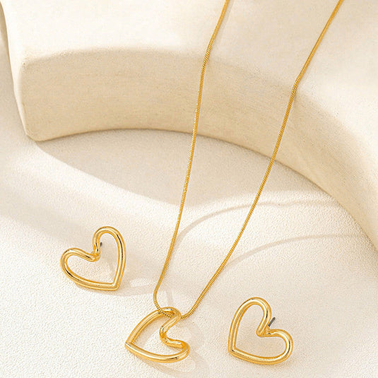 Gold Plated Anti Tarnish Heart Themed Pendant Set