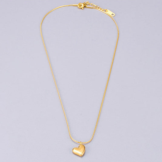 Gold-Plated Anti Tarnish Heart Themed Pendant